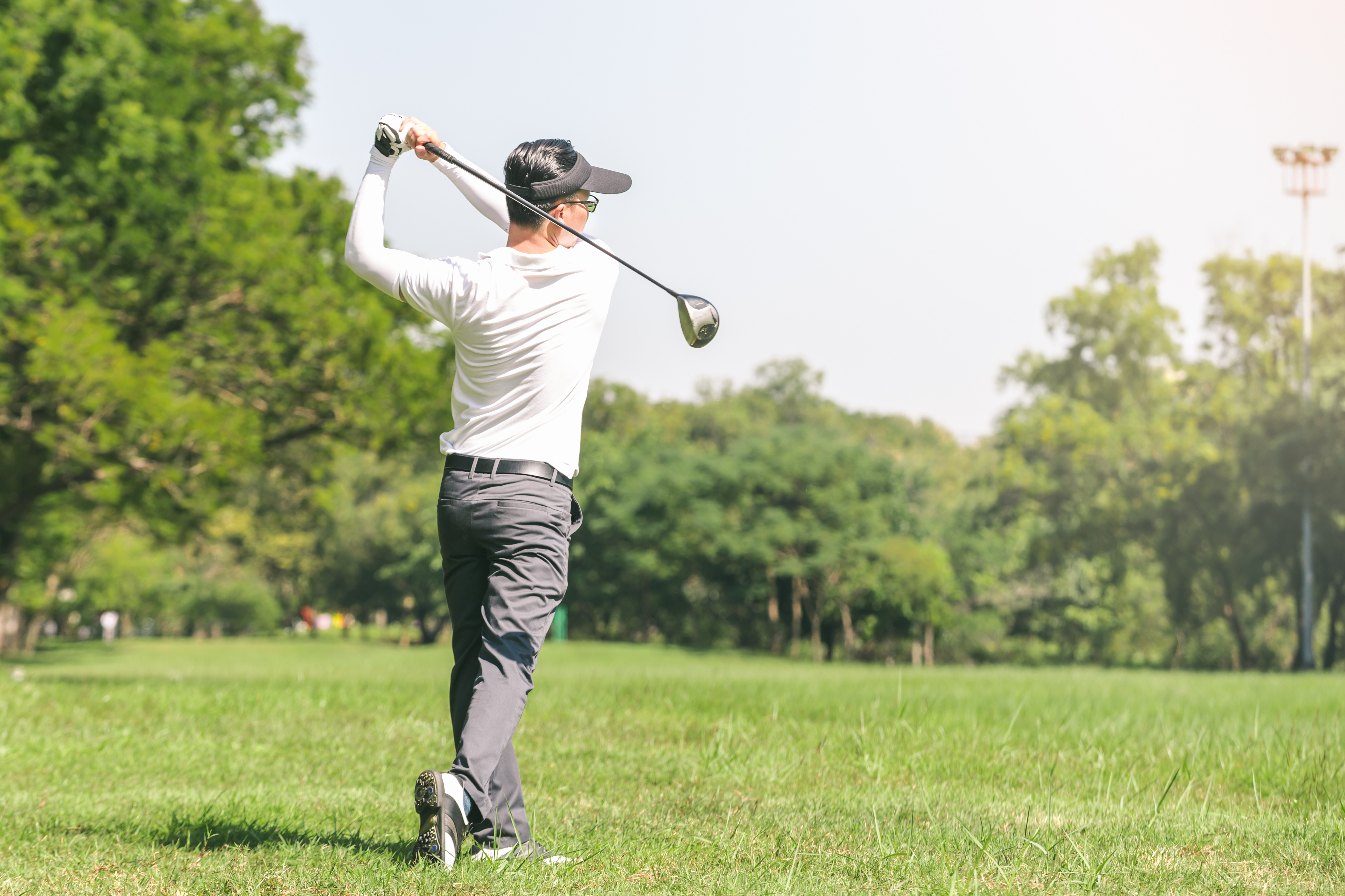 amateur golfer vs a tour pro